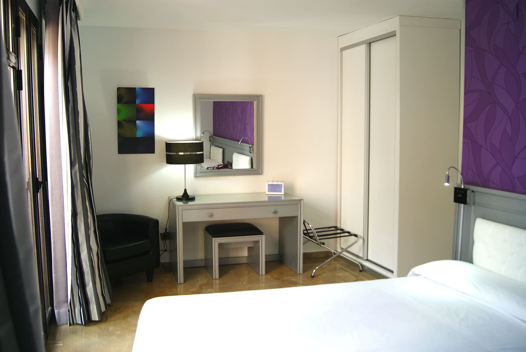 TRADITIONAL, TWIN BEDS