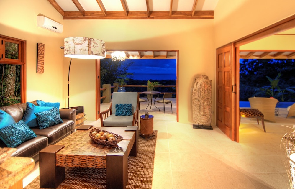 Hotel Casa Chameleon 45/73