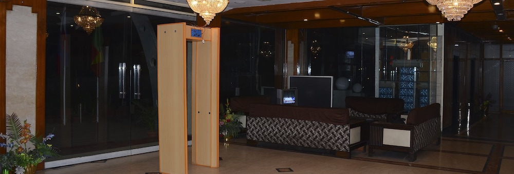Hotel Anmol Continental 4/27
