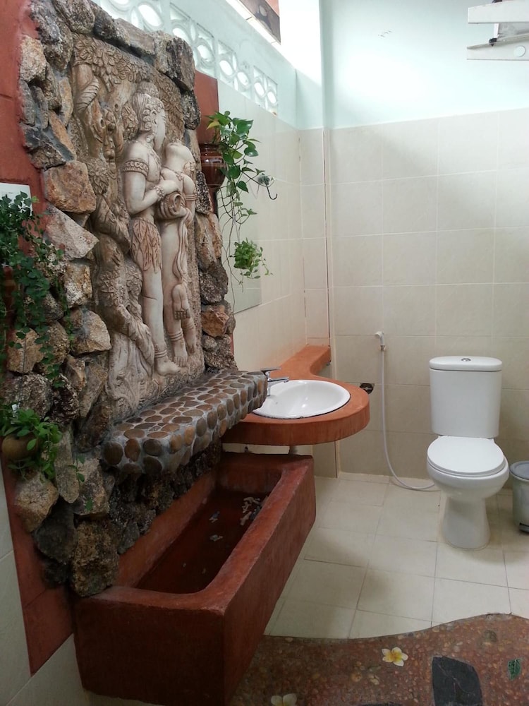 Shanti Lodge Phuket 42/58