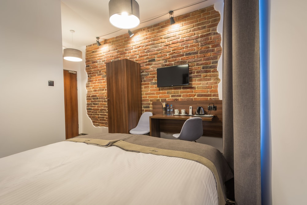 Hotel Lavender 24/67