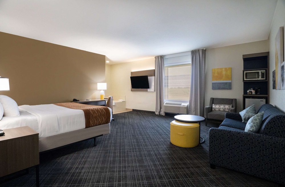 Comfort Inn & Suites Victoria North 25/46