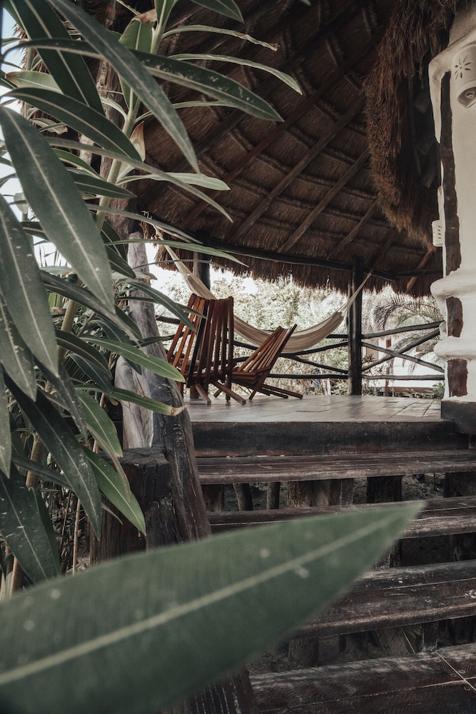 Blue Holbox Hotel 60/70