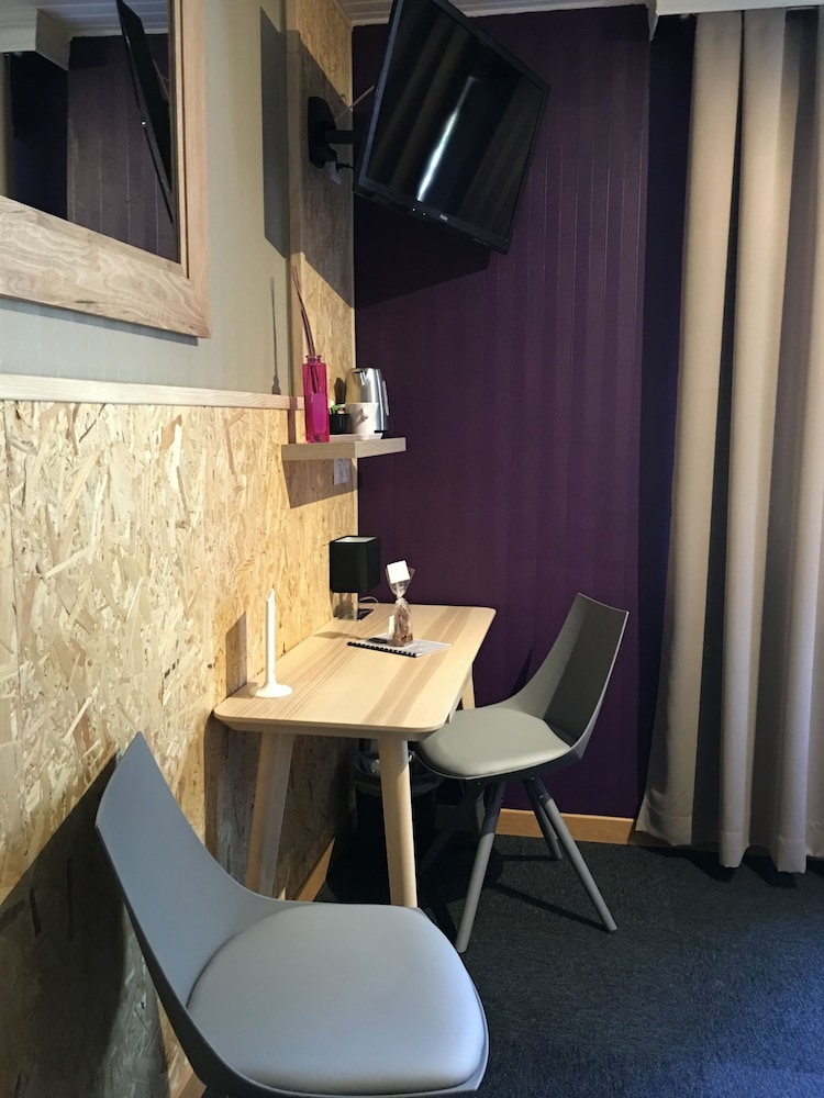 Au Cheval Blanc Hôtel Et Restaurant 38/49
