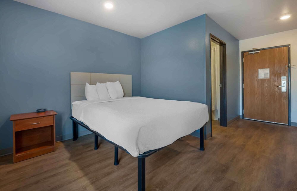Extended Stay America Select Suites - Tallahassee - East 16/38