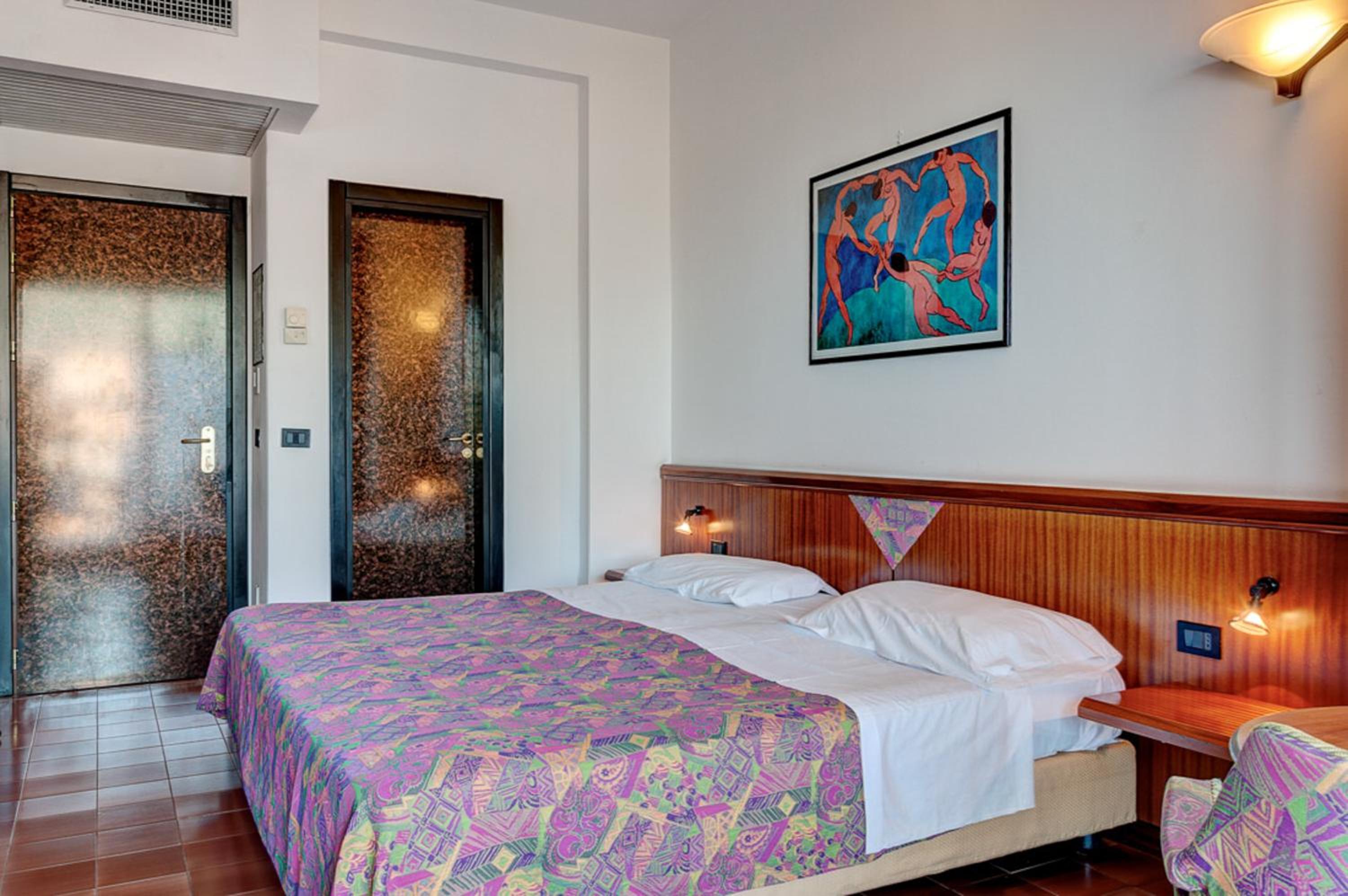 Economy, Double Bed