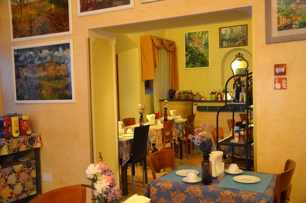 Hotel Mia Cara 33/50
