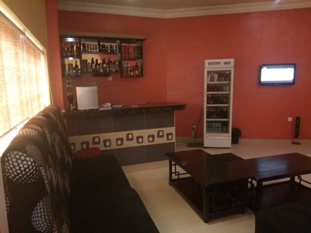 Allen Suites photo4
