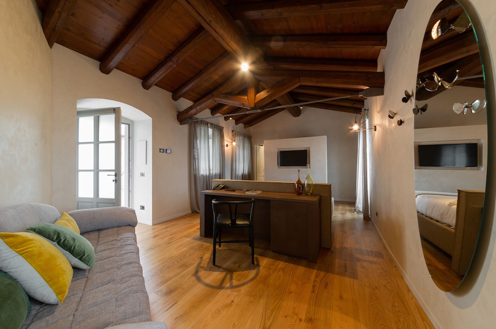 Relais San Vigilio Al Castello 24/50