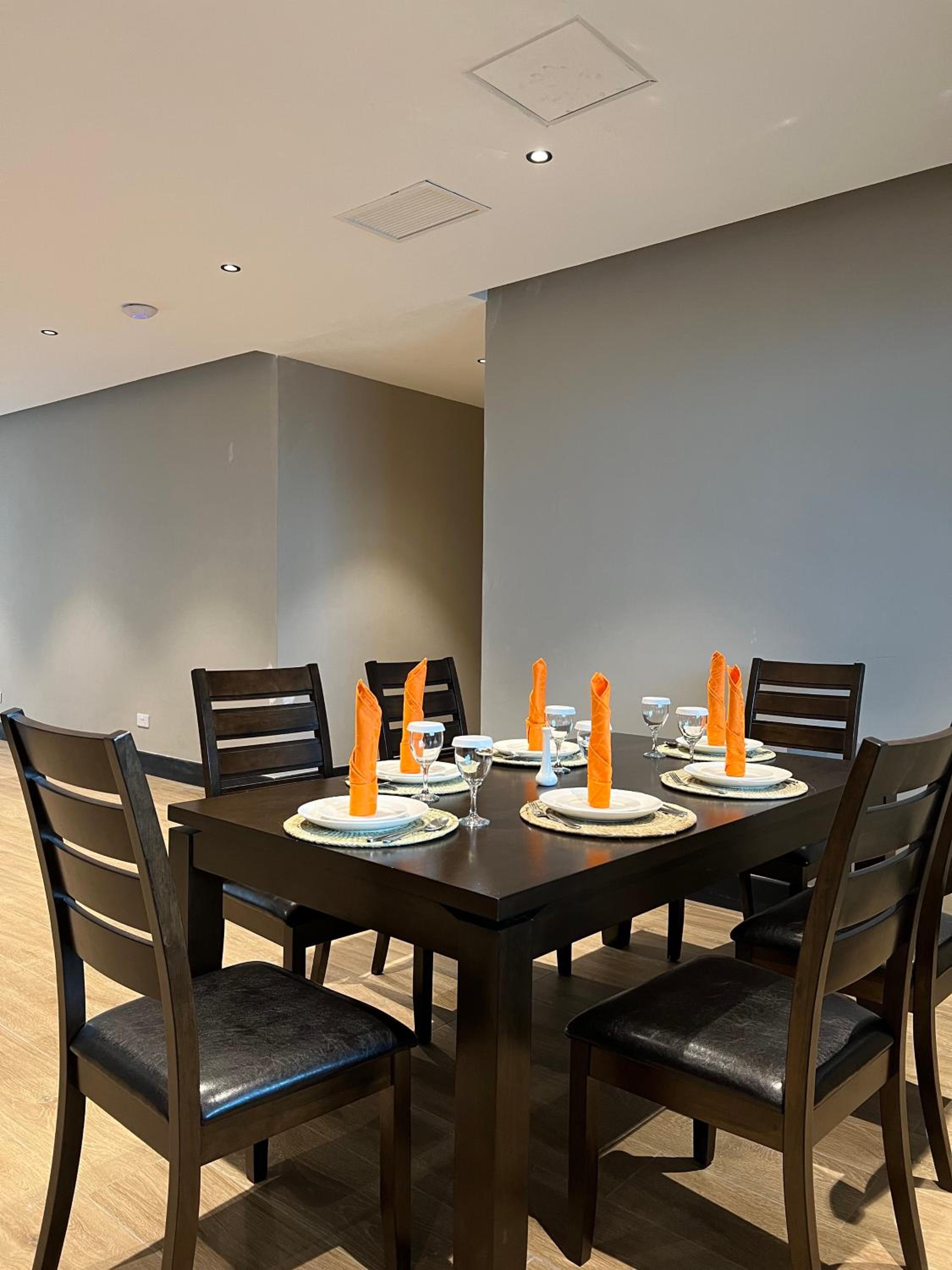 Sincerely Yours Suites & Serviced Apartments 50/56