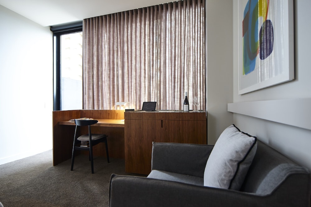 Hotel Indigo Sydney Potts Point 35/60