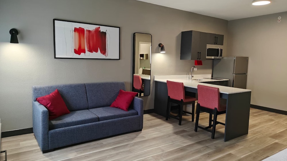 Hawthorn Extended Stay by Wyndham Irving DFW North 50/69