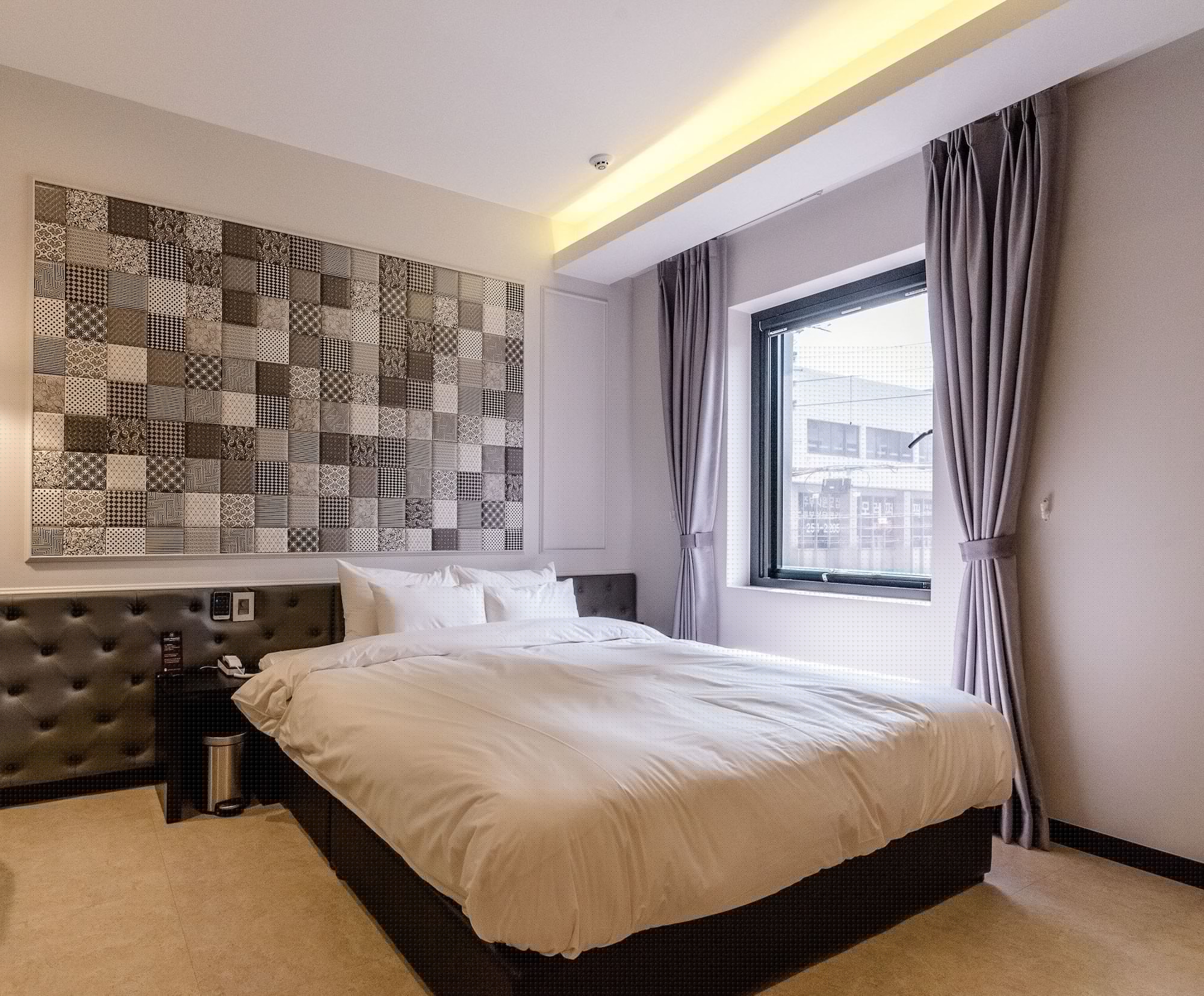 STANDARD, DOUBLE BED