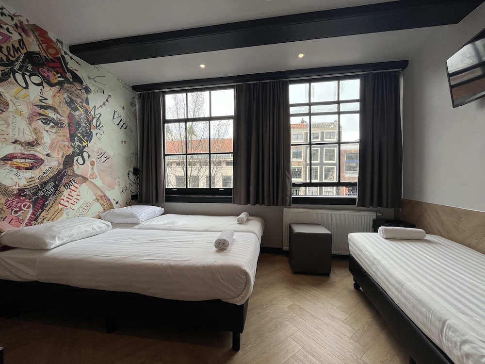 Heart of Amsterdam 10/50
