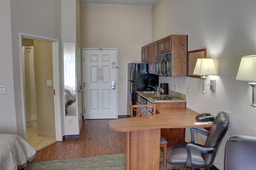 Candlewood Suites Texarkana 42/53