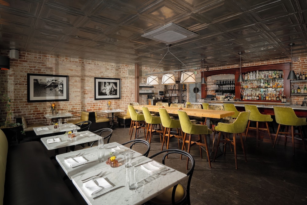 Granada Hotel Bistro 41/58