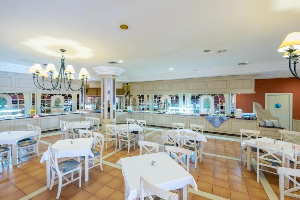Royal Suite Hotel 19/32