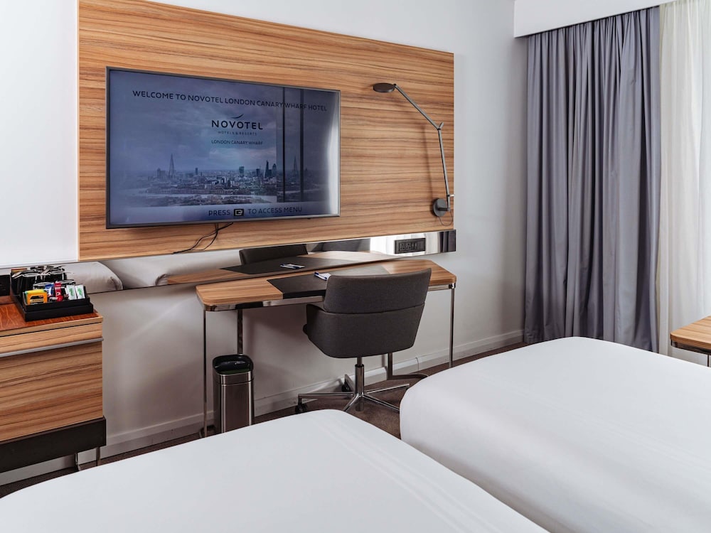 Novotel London Canary Wharf 72/79