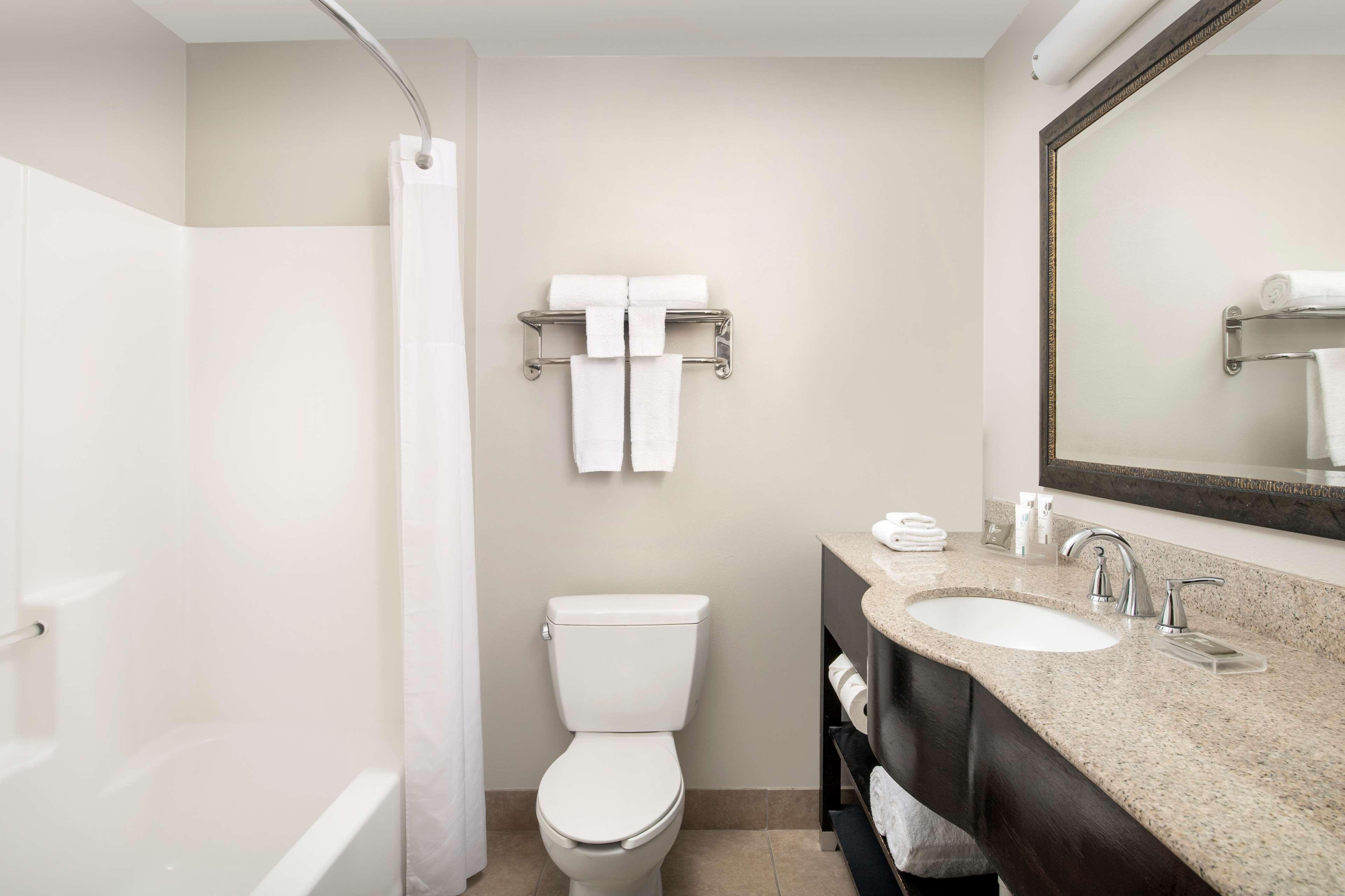 جناح بسريرين كوين، Country Inn & Suites By Radisson Gainesville FL 2/2
