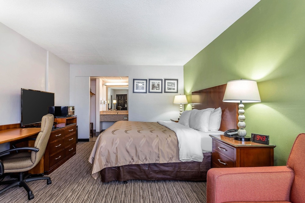 Quality Inn Forsyth Near GA Public Safety Training Center 4/22