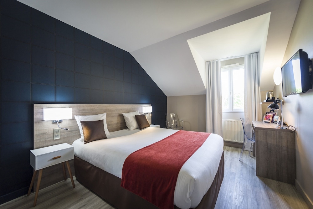 Hotel the Originals Saumur Ouest La Saulaie 30/63