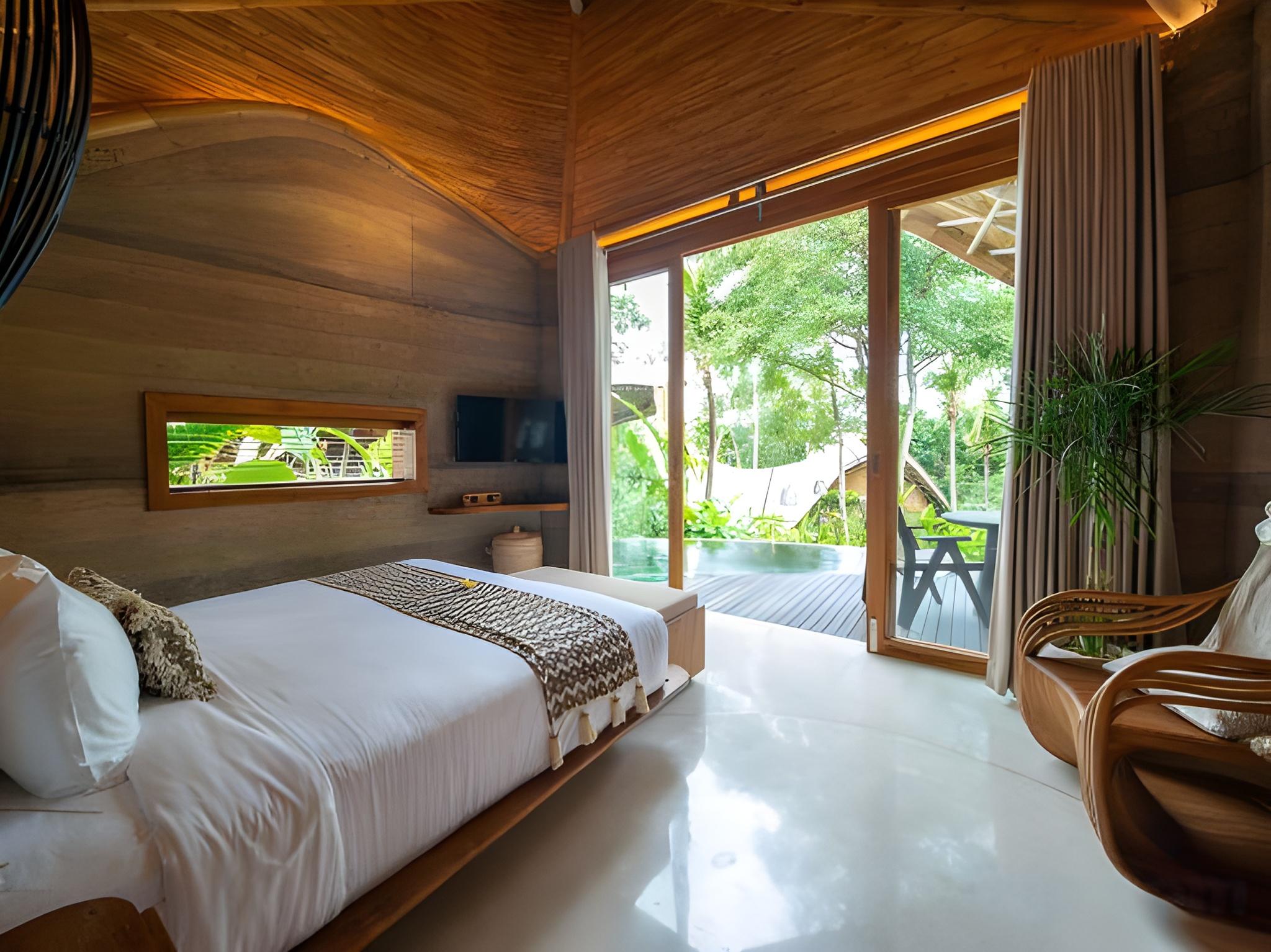 Garden Pool, Jungle, Villa