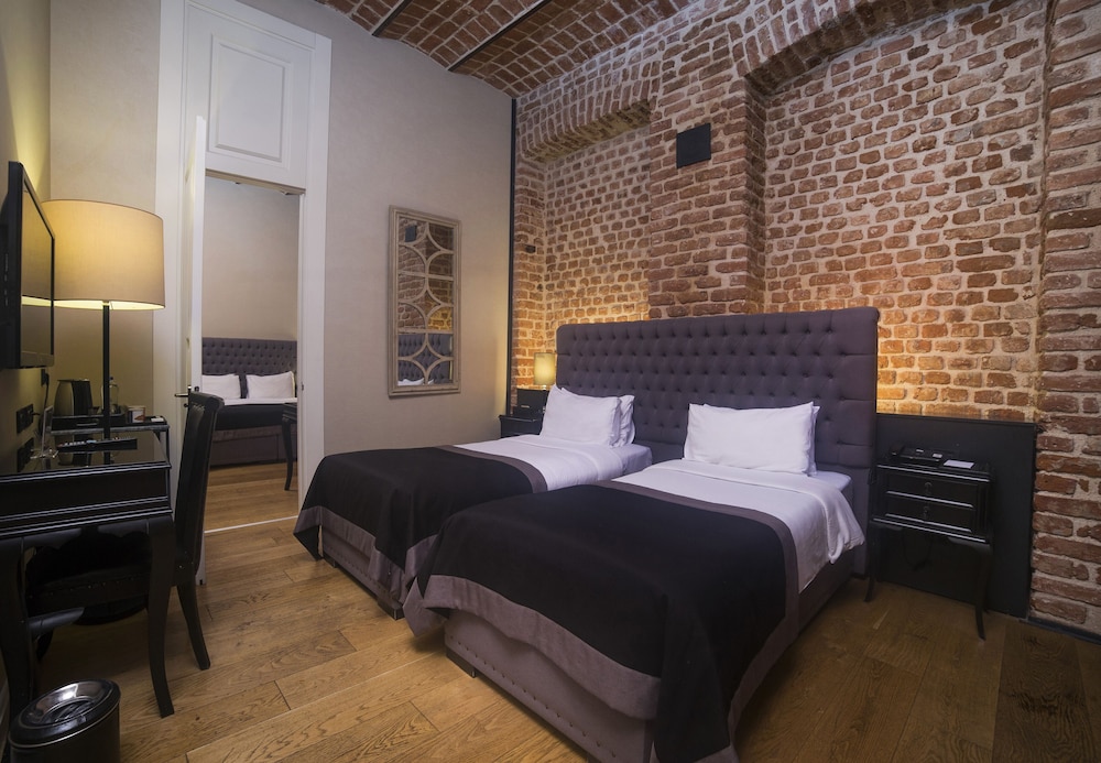 Regie Ottoman Hotel 23/92