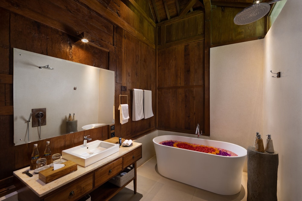 Ubud Valley Boutique Resort 63/64