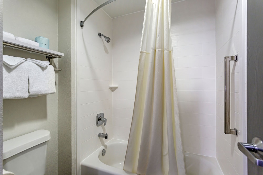 Quality Inn Murfreesboro-University Area 15/31