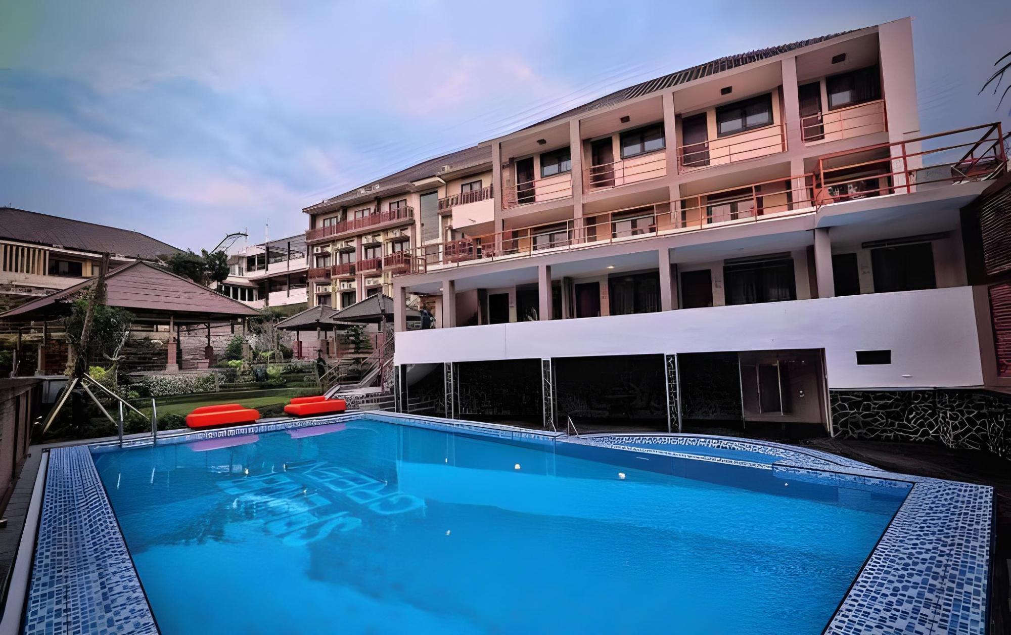 Spencer Green Hotel 4/40