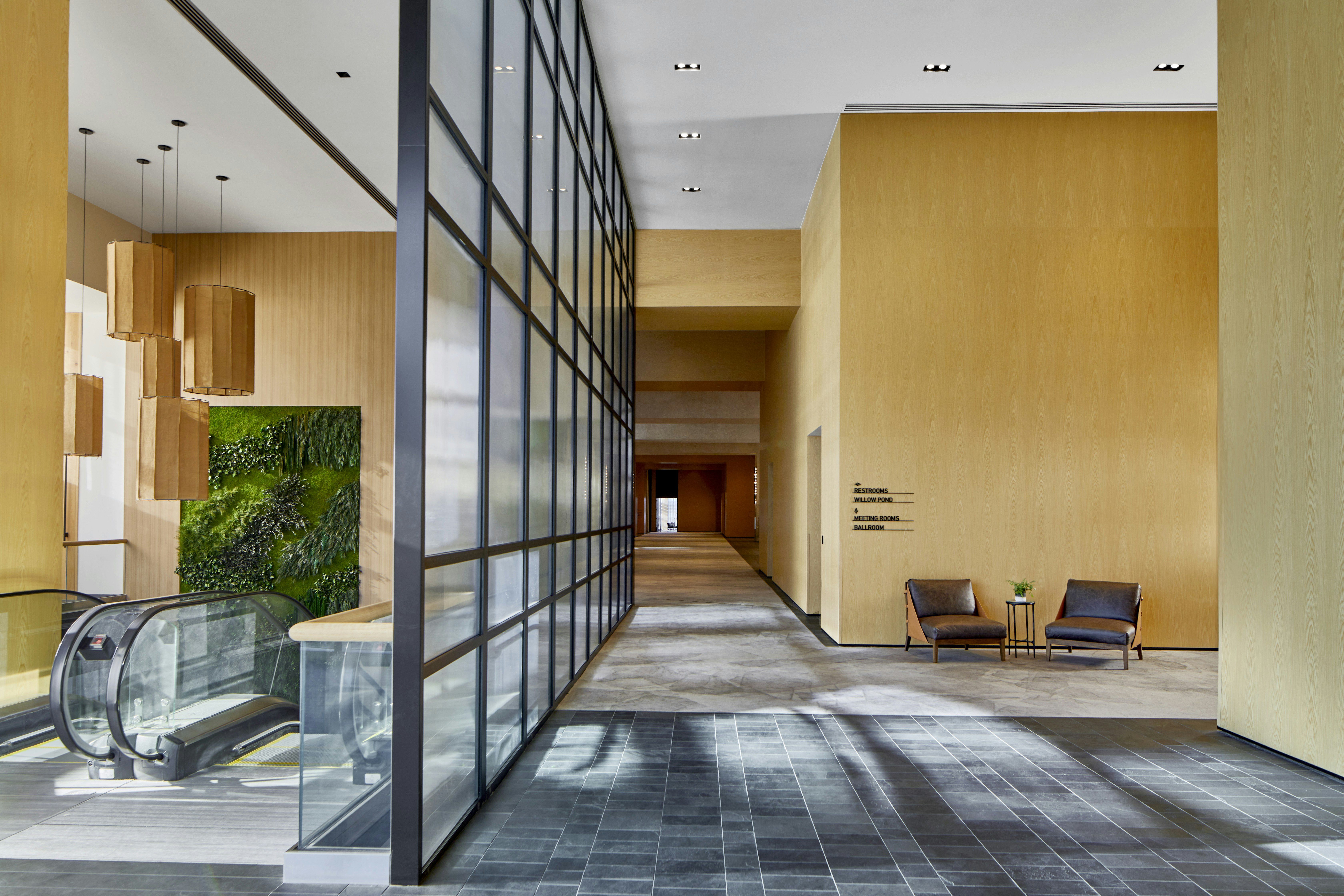 Embassy Suites by Hilton Nashville Downtown Convention Center 3/42