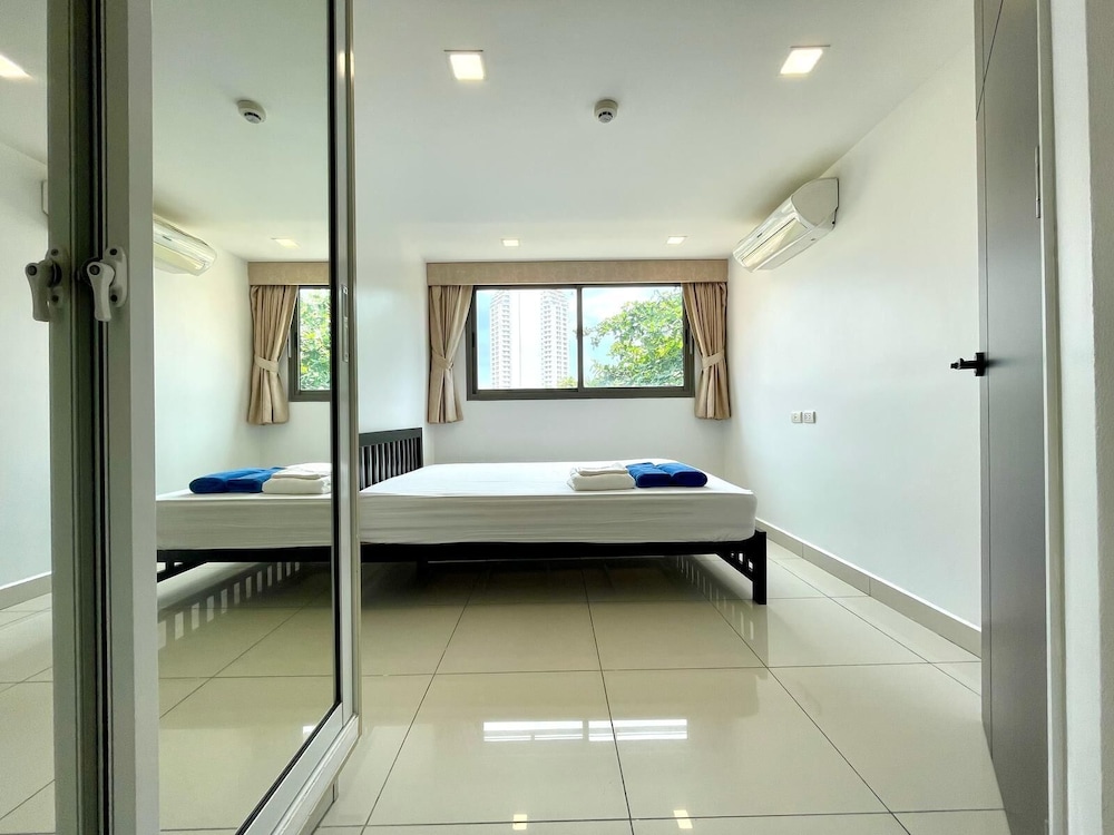 Laguna Bay 2 By Pattaya Sunny Rentals 50/50