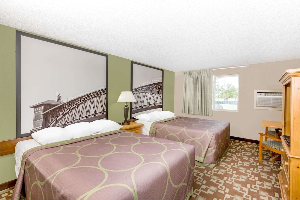 Super 8 By Wyndham Kearney 15/33