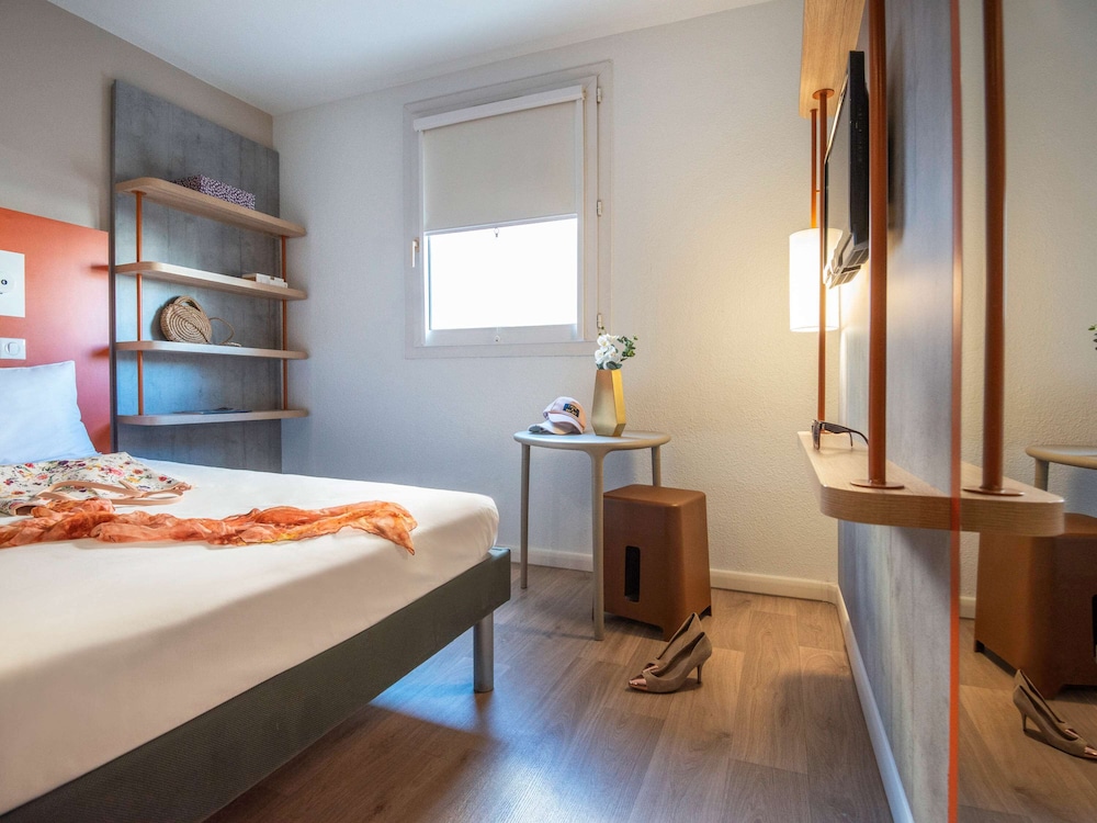 IBIS BUDGET NICE CALIFORNIE LENVAL 34/78