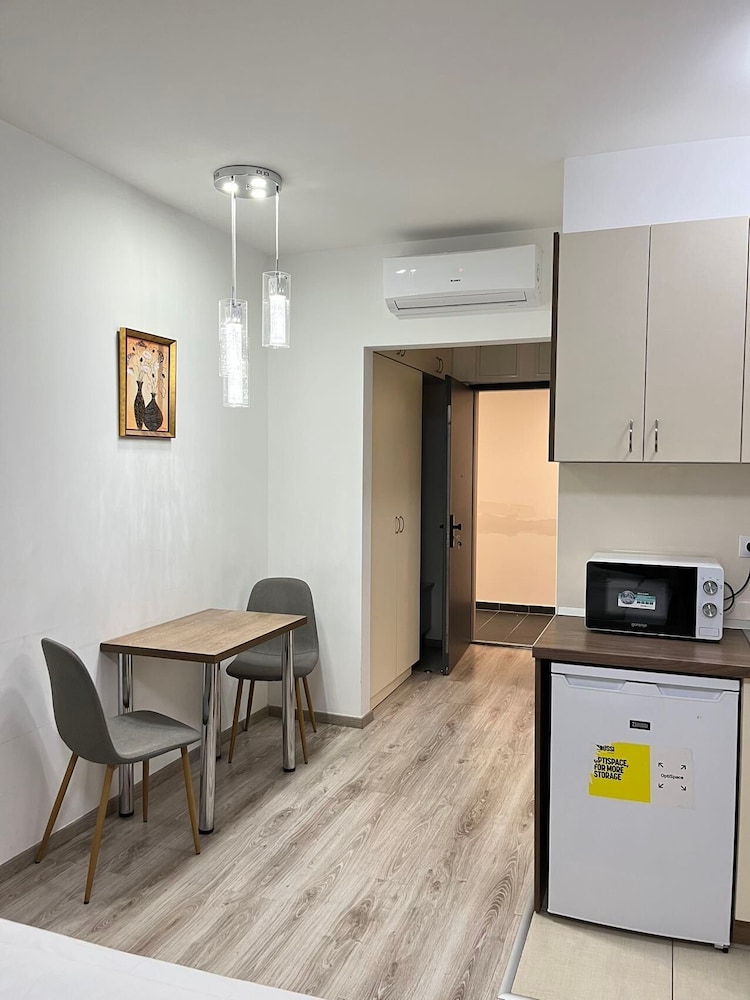 Corvin Rose Apartment Hotel 26/46
