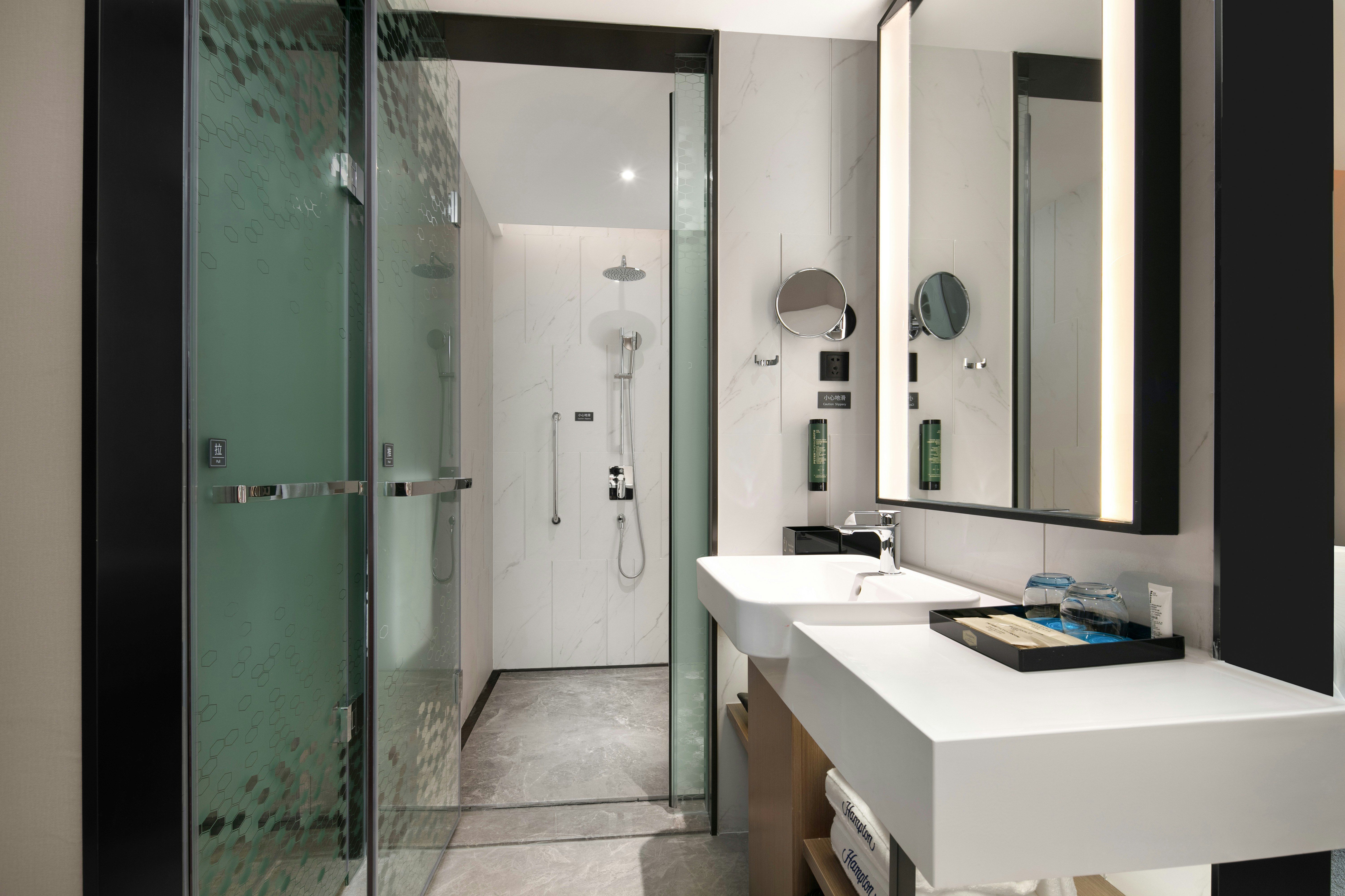 Hampton by Hilton Chengdu Xipu 38/39