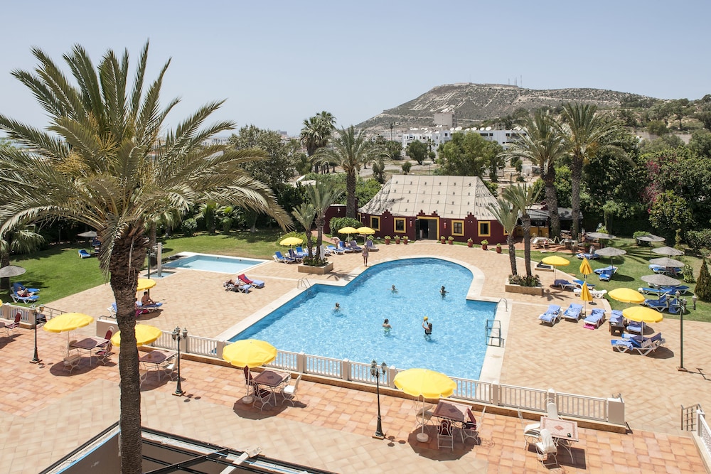 Hotel Oasis and Spa 44/50
