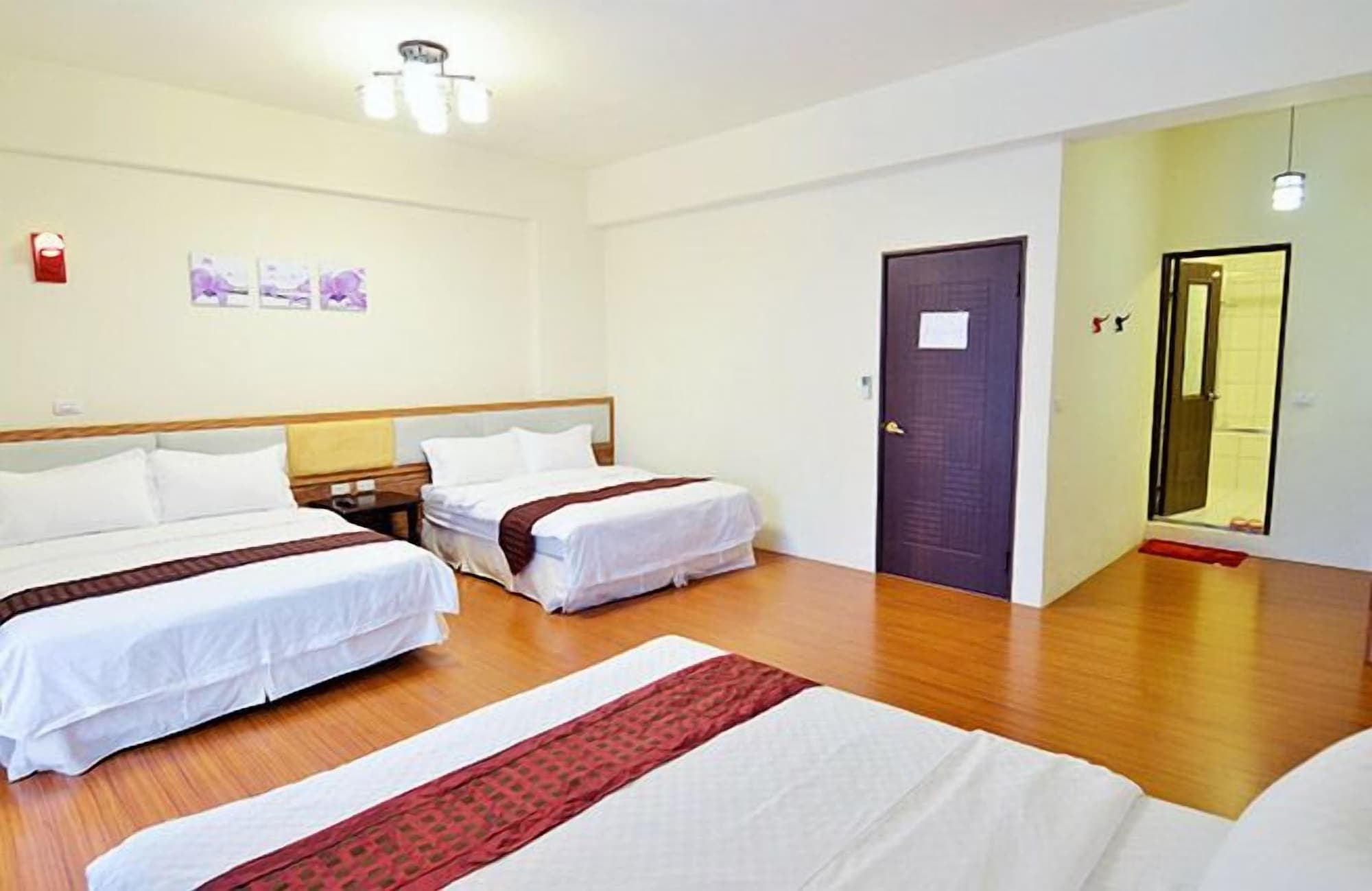 غرفة عائلية بسريرين مزدوجين، Buongiorno B&amp;B 2/3