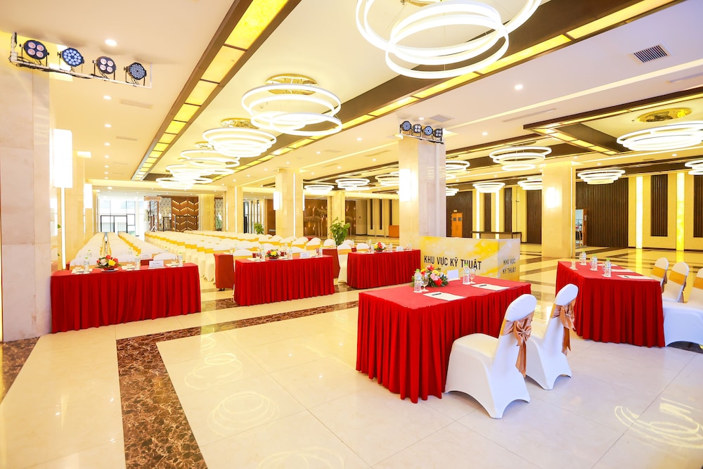 Muong Thanh Luxury Nhat Le Hotel 46/62