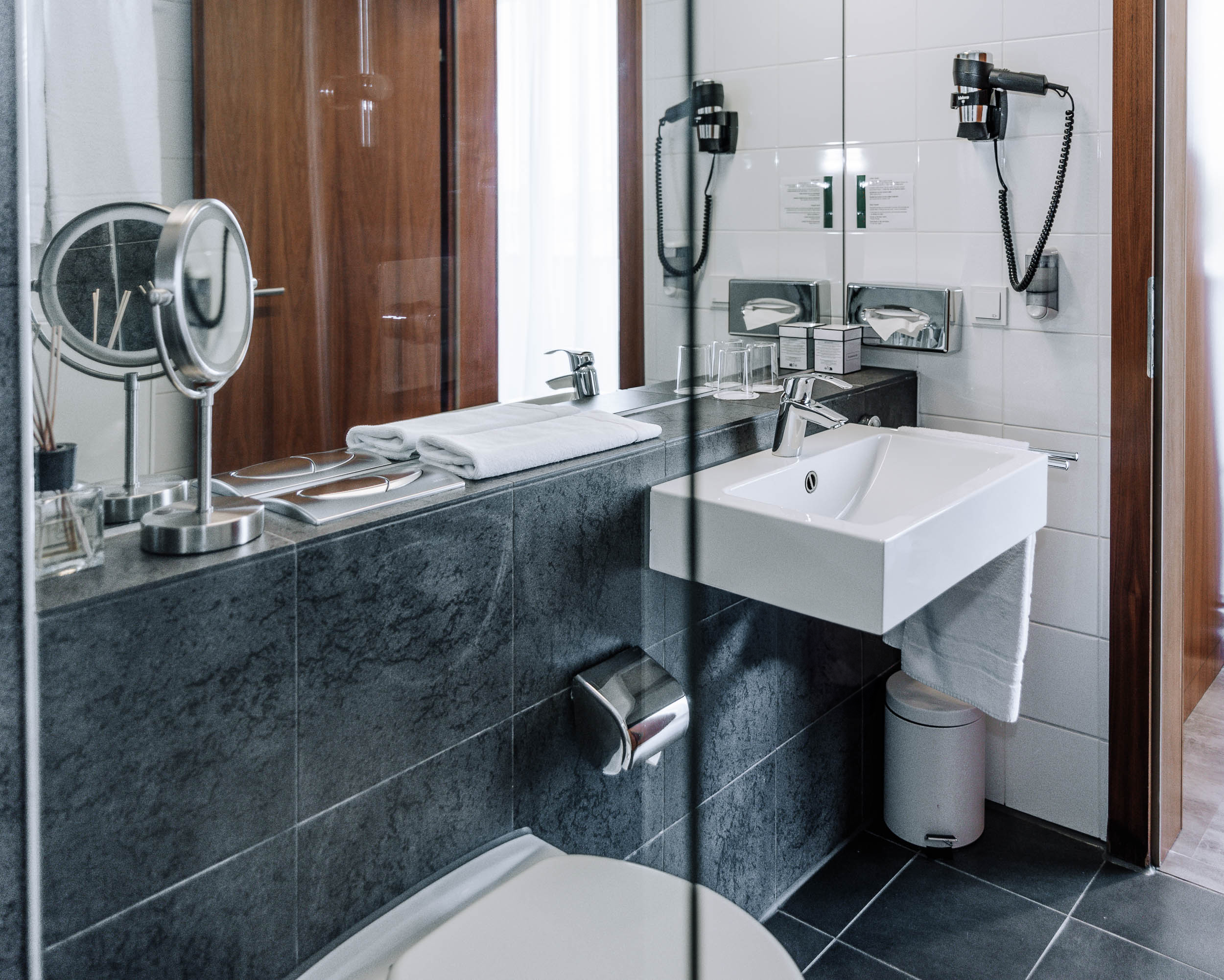 Heinhotel Vienna Airport 49/50