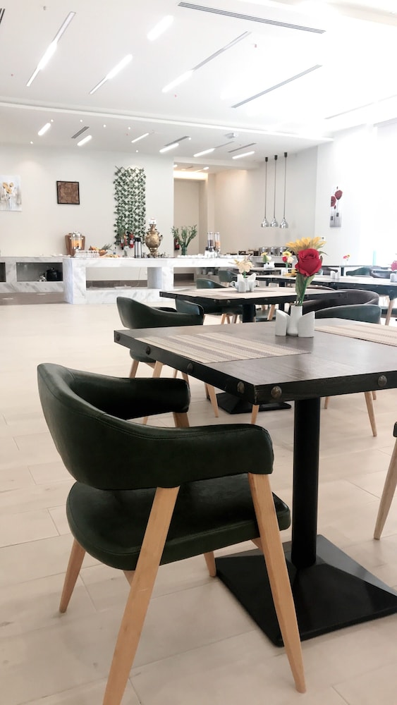 Grand Tourist Hotel 38/50