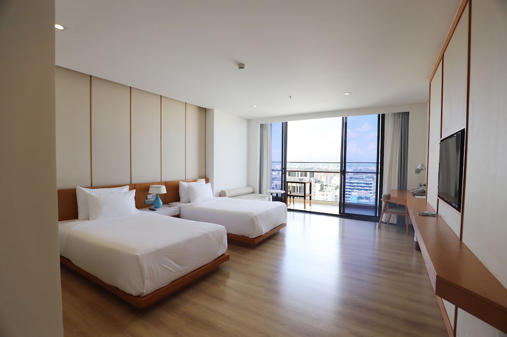 TMS Hotel Da Nang Beach 16/68