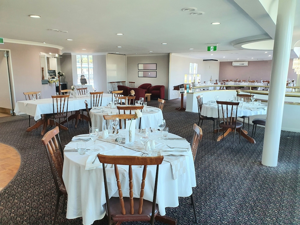 Mcnevin S Maryborough Motel 50/69