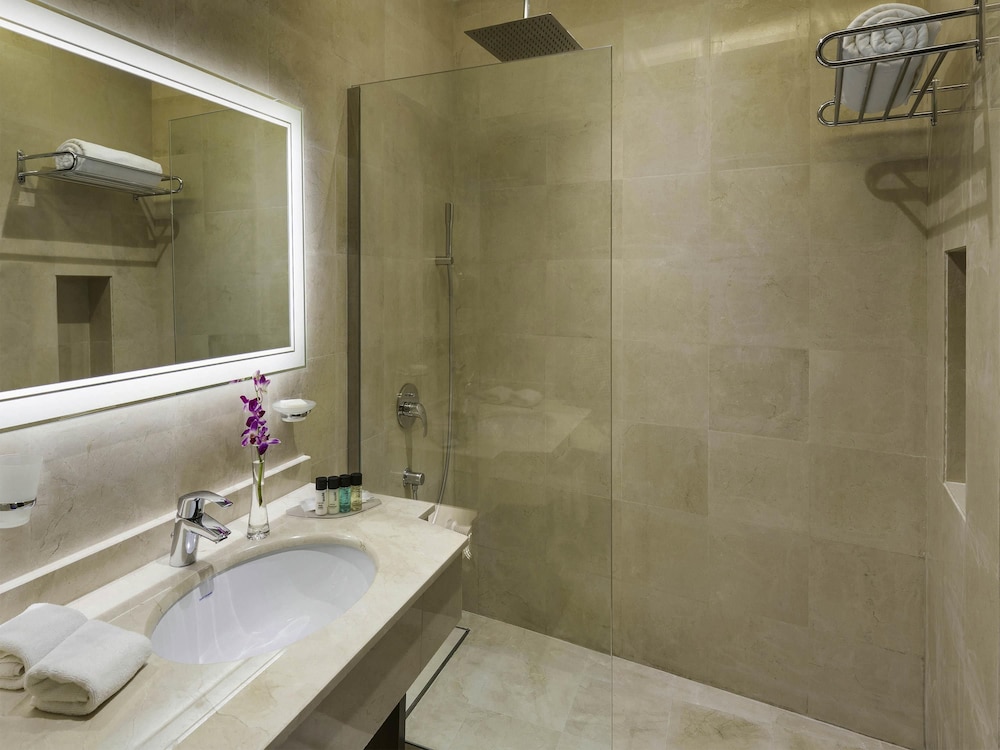 موفنبيك القصيم(Movenpick Qassim) 64/66