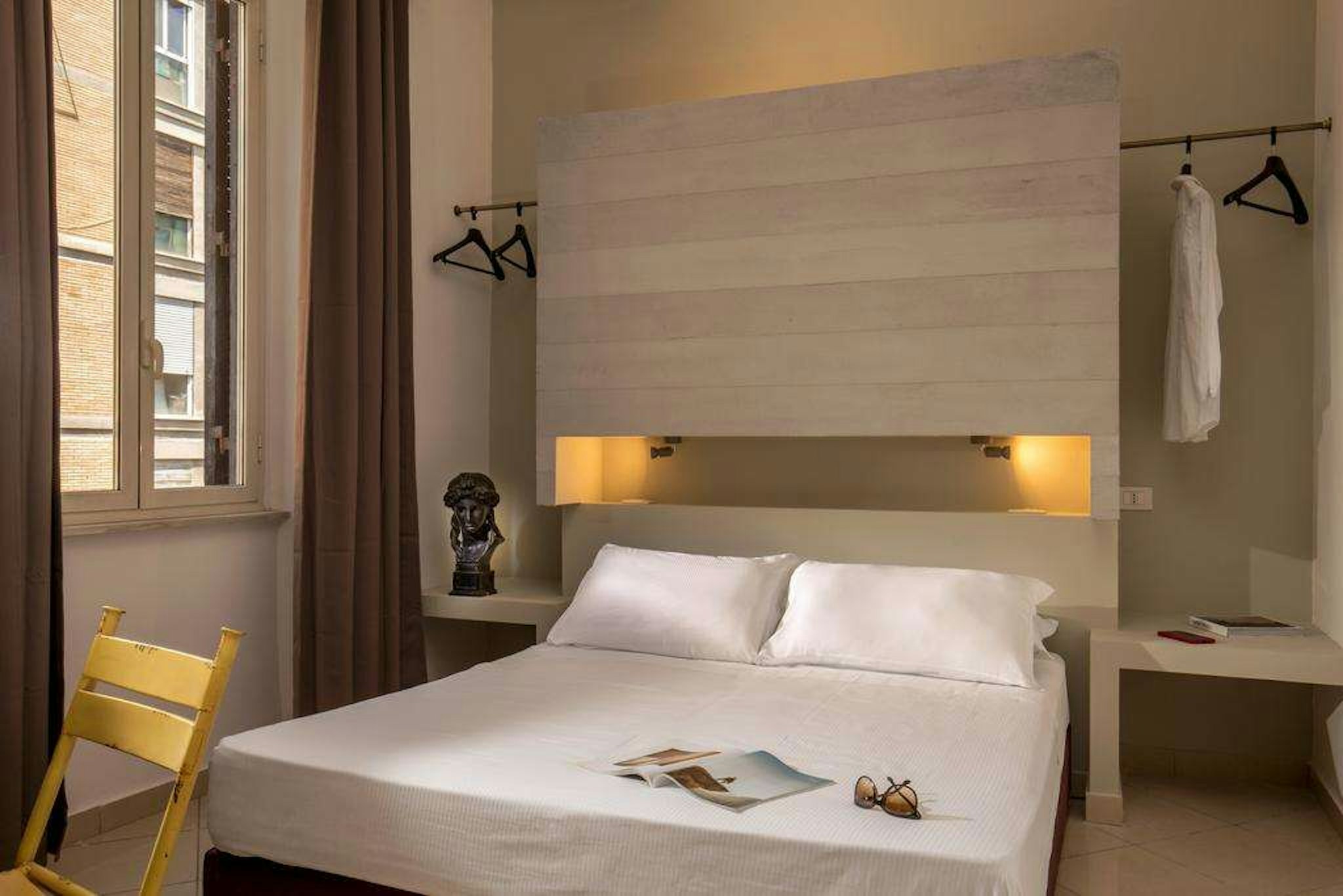 Crossroad Hotel 28/66