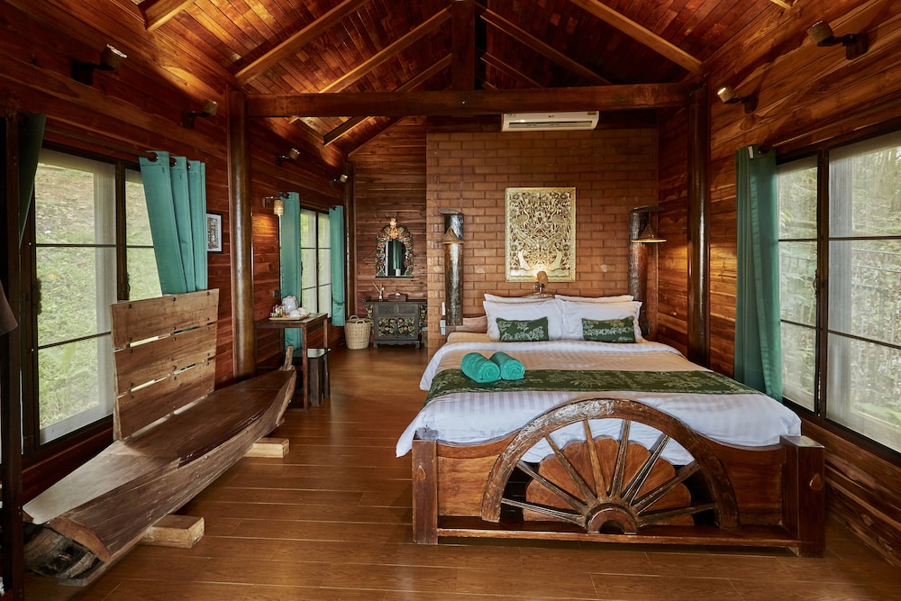 Koh Jum Ocean Beach Resort 17/50