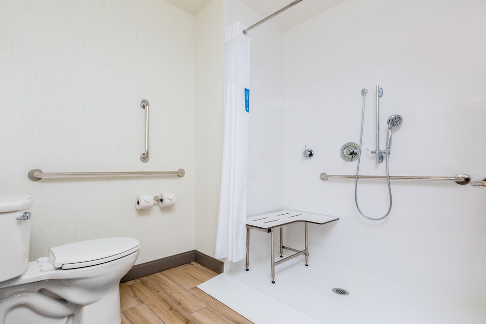 Hampton Inn & Suites Reno/Sparks 7/38