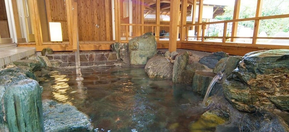 Shimobe Hotel 22/67
