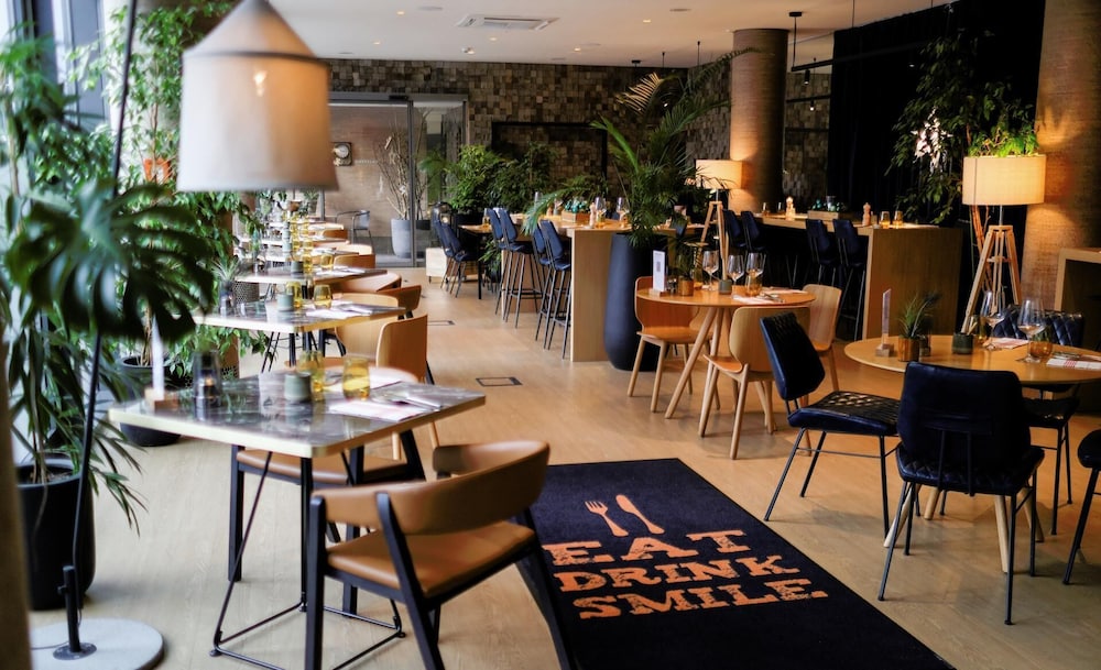 Hotel INNSiDE by Melia Berlin Mitte 48/70