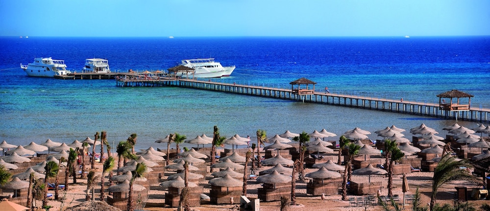 Amwaj Beach Club Abu Soma 46/50